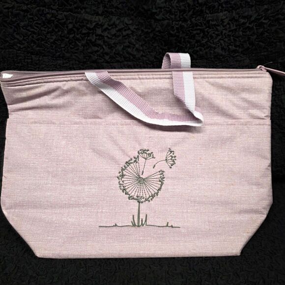 thirty-one Other - Thirty-One Embroidered Dandelion Seeds Thermal Lunch Bag